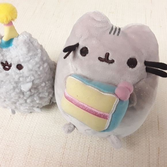 Pusheen Birthday Hat Cake 2 Lot Plush Cat Anime - Picture 8 of 8